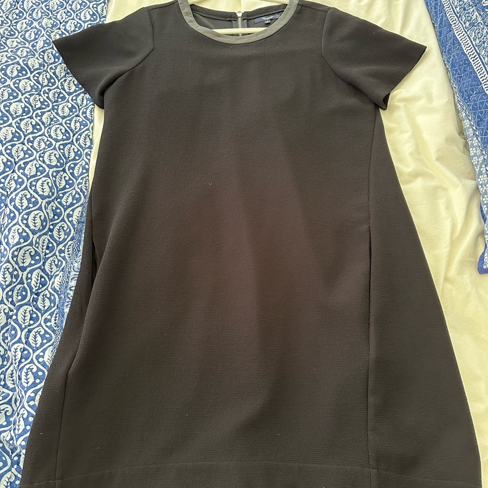 Madewell Black Shift Dress Short Sleeve Crew Neck Leather detail